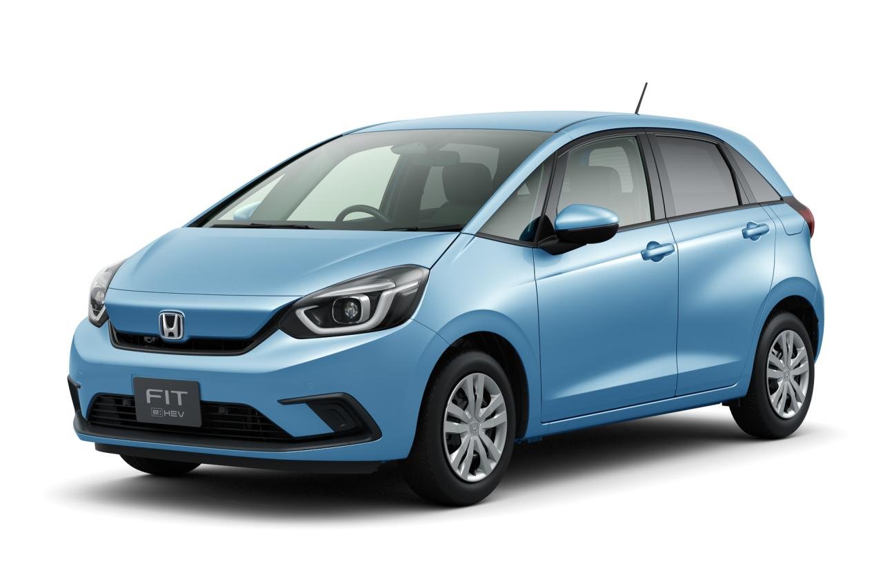 ホンダ、2020年2月発売予定の新型「フィット」世界初公開。2モーターハイブリッド「e：HEV」搭載 - Car Watch